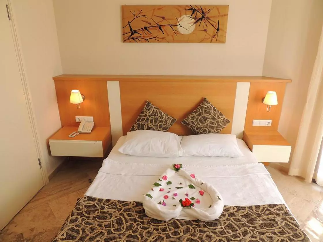 ROSSOVERDE_SHABAVIZ (16).jpg